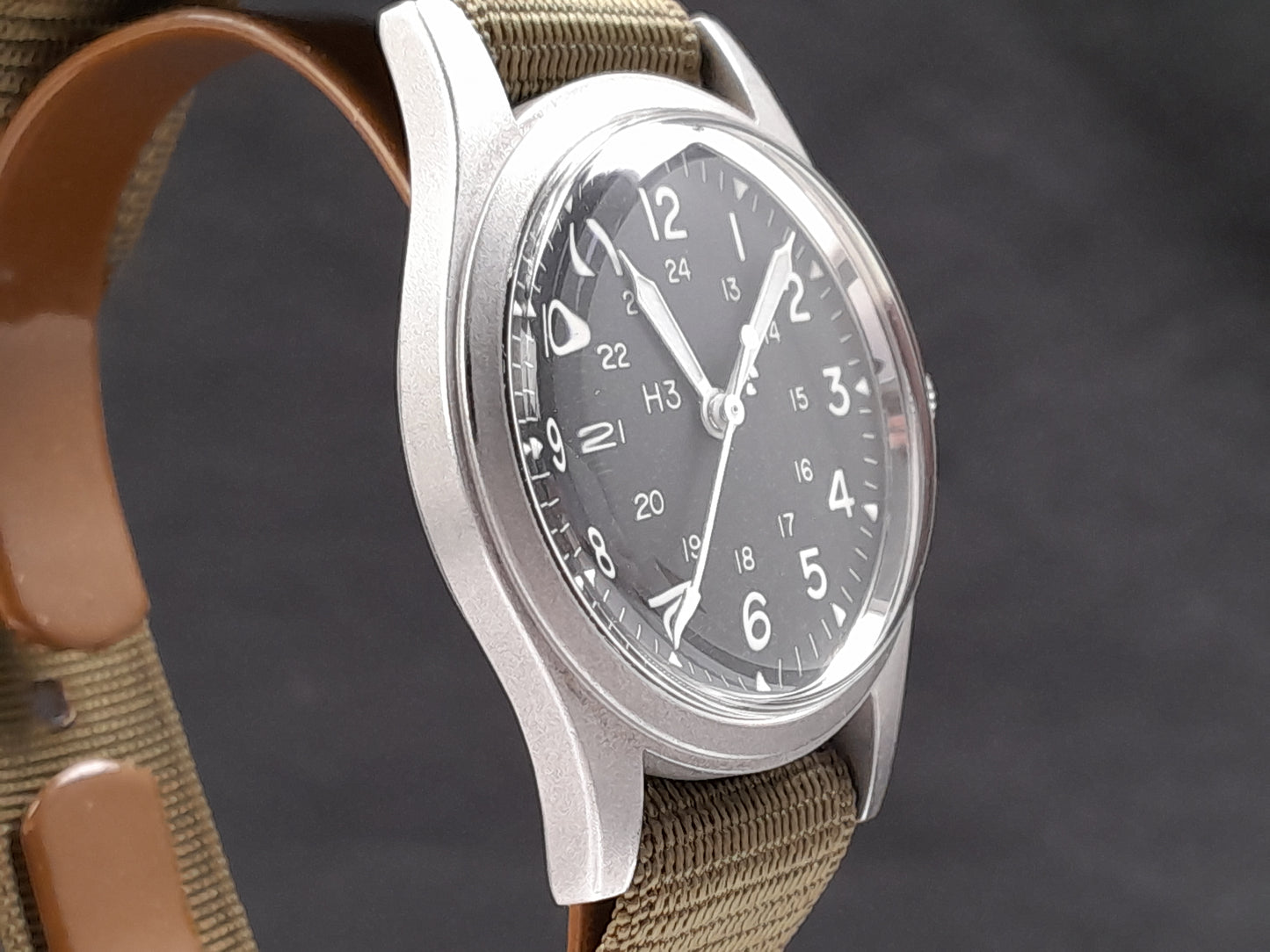 Hamilton GG-W-113 September 1983