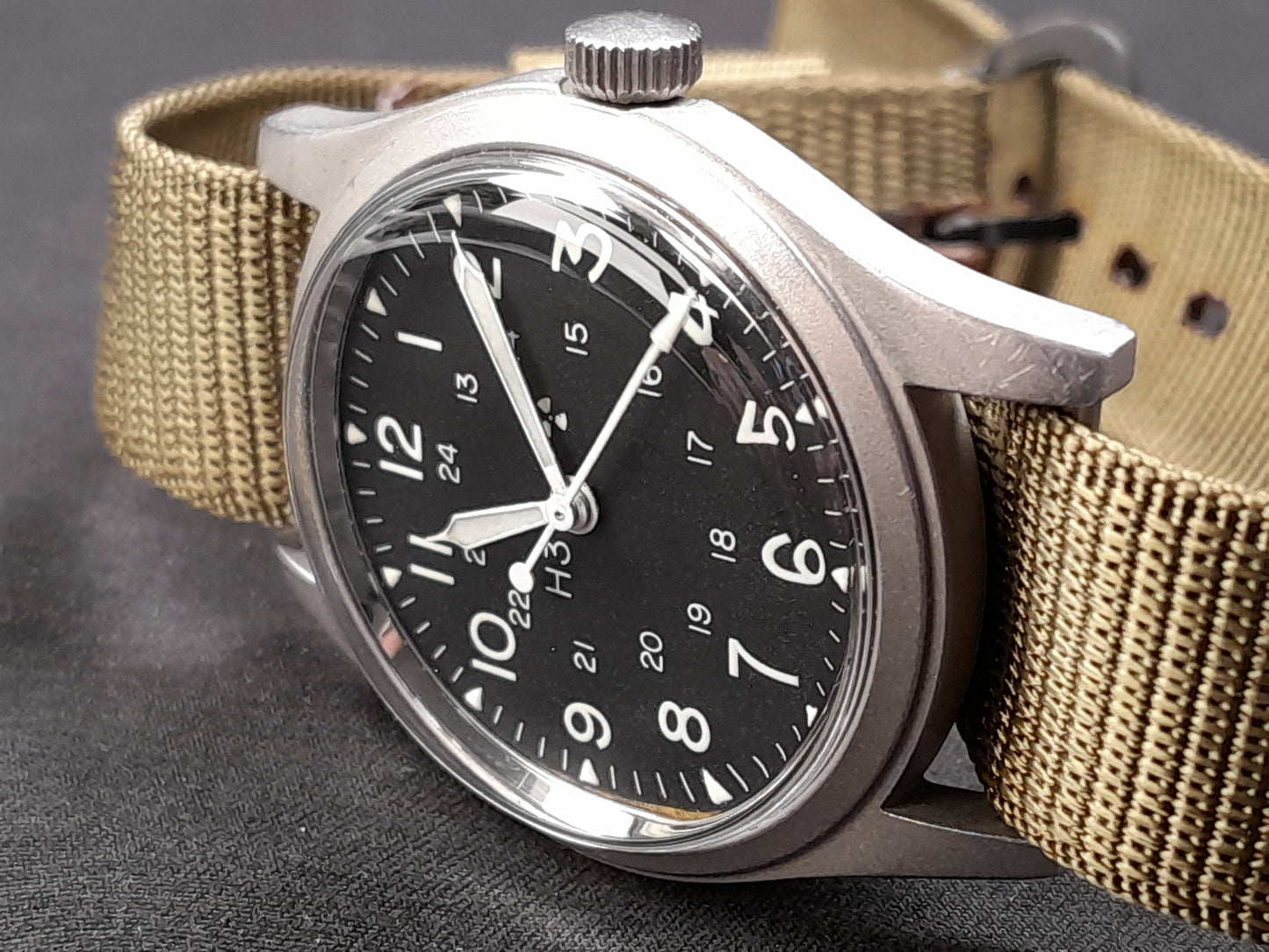 Hamilton GG-W-113 September 1983