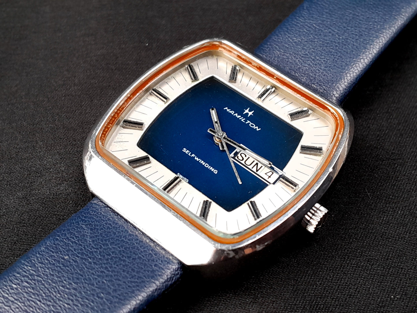 1975 Hamilton Auto Date Hawk